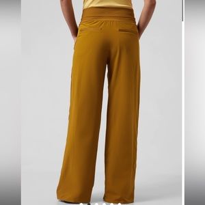 COPY - NWT ATHLETA Nolita wide leg pants size 2 Long